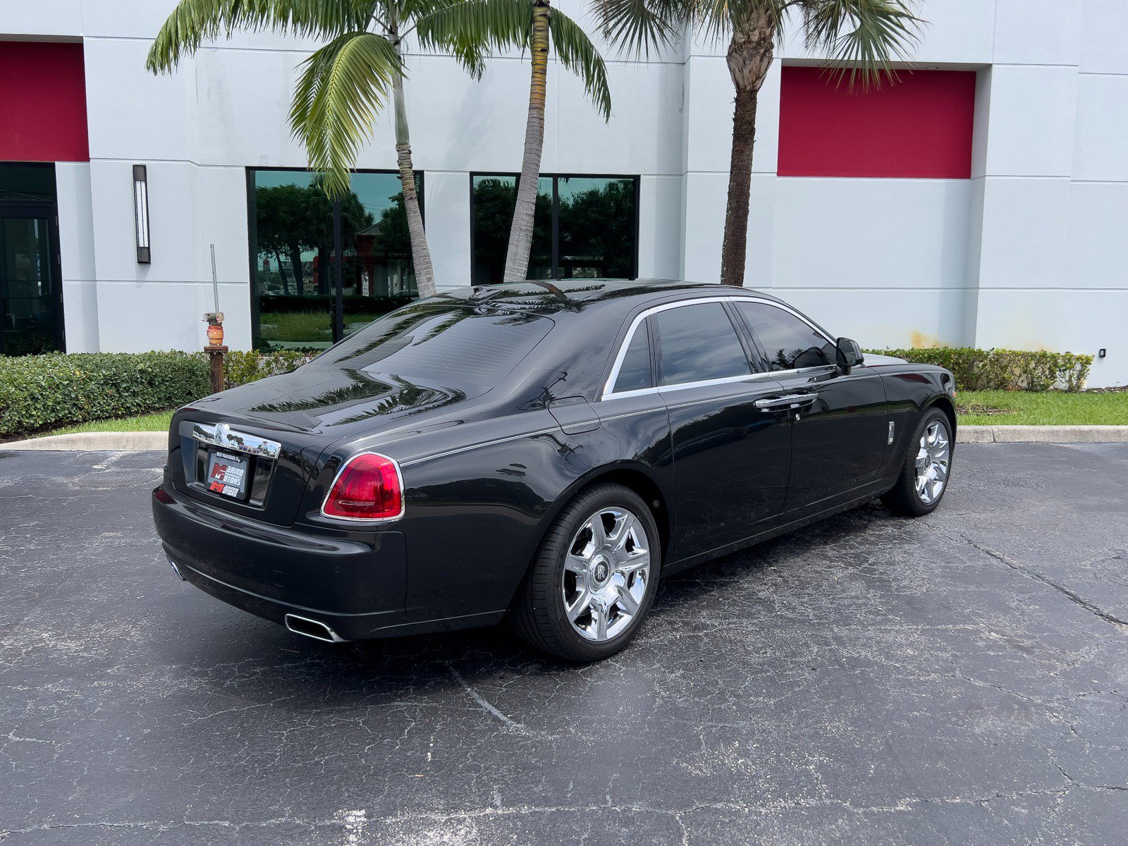Used 2013 Rolls-Royce Ghost RWD image 39