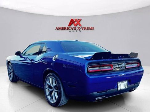 Used 2021 Dodge Challenger GT image 3