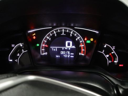 Used 2018 Honda Civic LX image 31