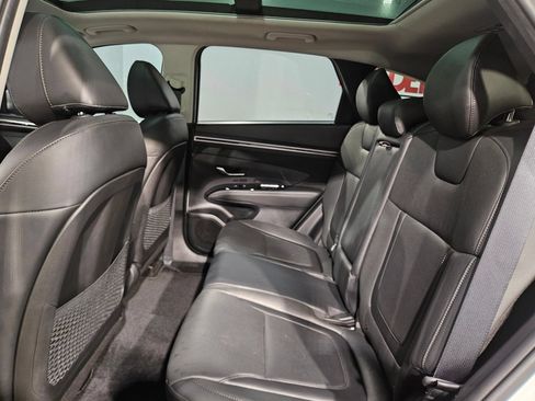 Used 2022 Hyundai Tucson Limited AWD/4WD image 38