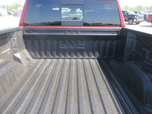 New 2026 GMC Sierra 1500 AT4 w/ AT4 Premium Package AWD/4WD image 7