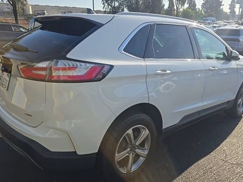 Used 2022 Ford Edge SEL w/ Convenience Package AWD/4WD image 3