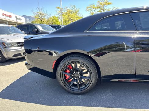 Used 2024 Dodge Charger Scat Pack w/ Plus Group image 12