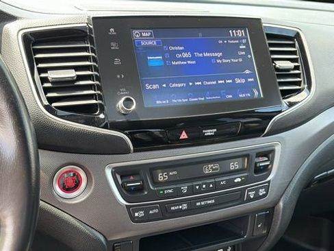 Used 2023 Honda Ridgeline RTL-E image 17
