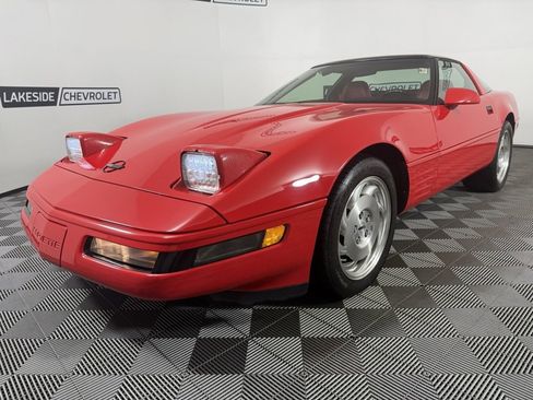 Used 1994 Chevrolet Corvette Coupe image 3