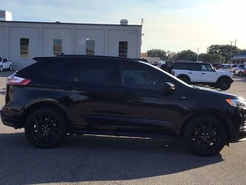 Certified 2024 Ford Edge ST-Line image 4