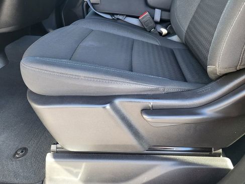 Used 2024 Chevrolet Silverado 2500 LT image 18