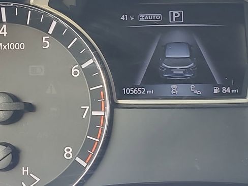 Used 2020 Nissan Pathfinder SV AWD/4WD image 19