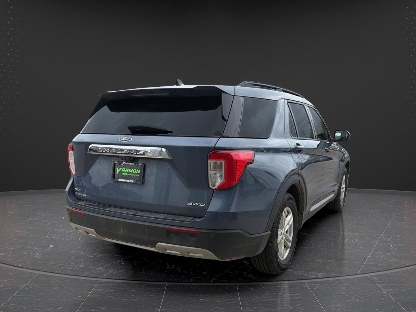 Used 2021 Ford Explorer XLT w/ Equipment Group 202A AWD/4WD image 5