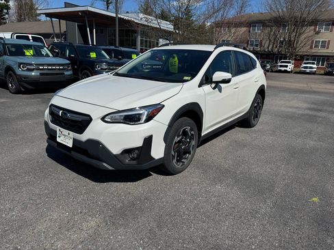 Used 2022 Subaru Crosstrek 2.5i Limited AWD/4WD image 1