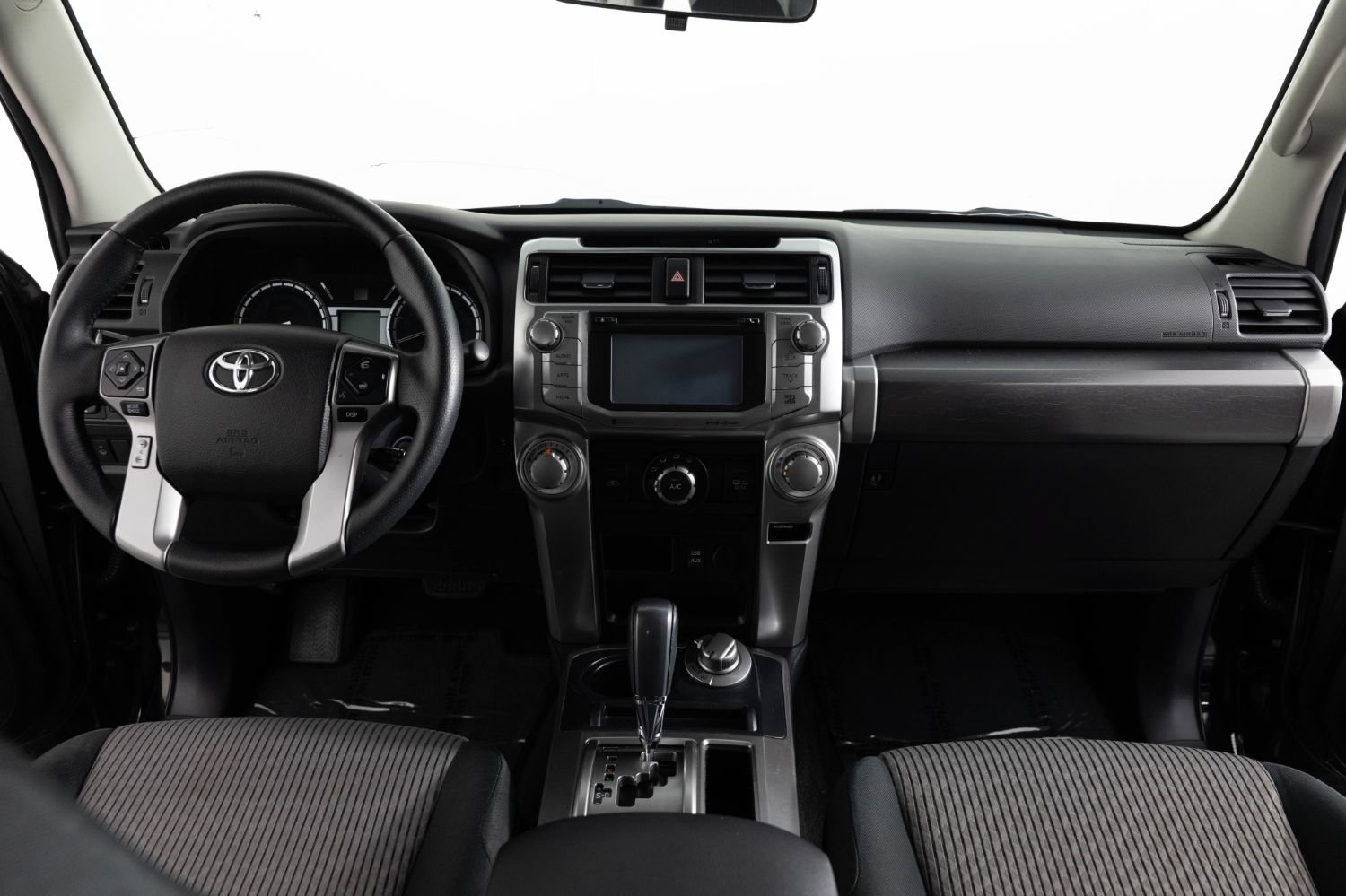 Used 2019 Toyota 4Runner SR5 AWD/4WD image 35