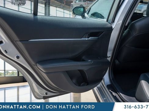 Used 2024 Toyota Camry XSE FWD image 18