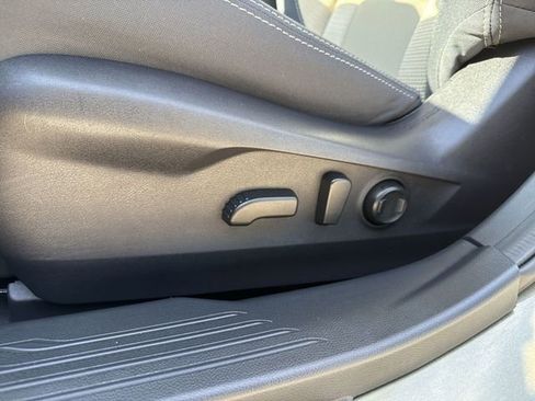 Certified 2025 Subaru Outback Premium AWD/4WD image 19