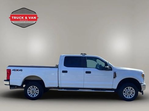 Used 2019 Ford F250 XL w/ STX Appearance Package AWD/4WD image 7