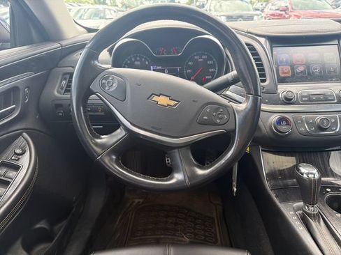 Used 2017 Chevrolet Impala LT FWD image 14