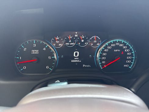 Used 2020 Chevrolet Tahoe Premier w/ Premier 6.2L Value Package image 21