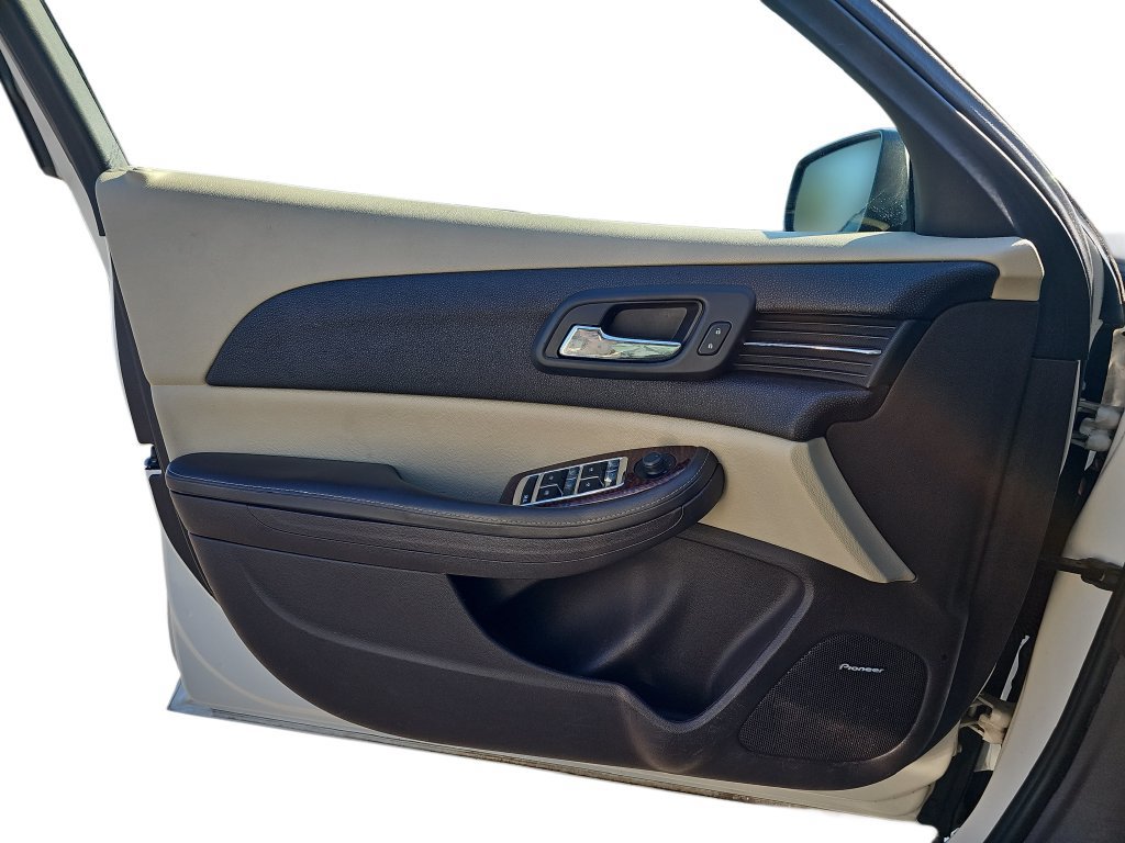 Used 2013 Chevrolet Malibu Eco w/ Navigation Package FWD image 26