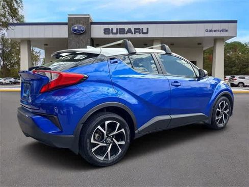 Used 2019 Toyota C-HR XLE image 6