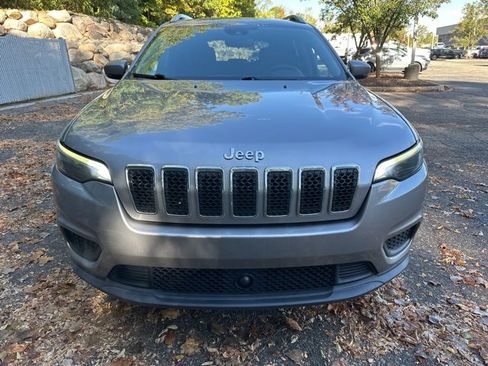 Used 2021 Jeep Cherokee Latitude image 8