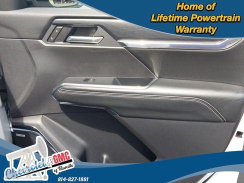 New 2025 GMC Acadia Elevation image 32