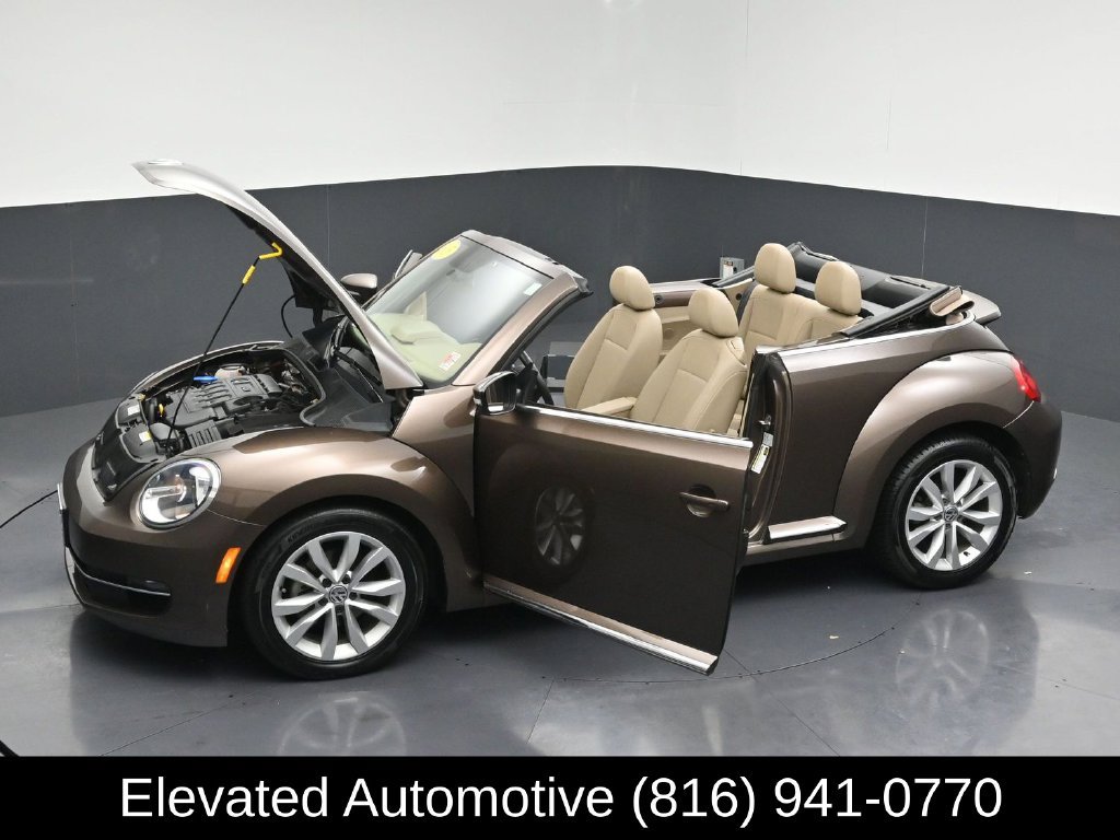 Used 2015 Volkswagen Beetle TDI FWD image 34