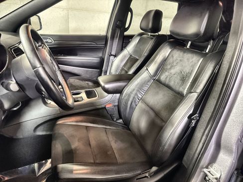 Used 2021 Jeep Grand Cherokee Laredo X AWD/4WD image 13