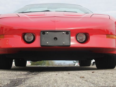 Used 1995 Pontiac Firebird Convertible RWD image 24