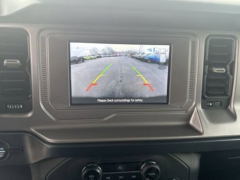 Used 2023 Ford Bronco Outer Banks image 23