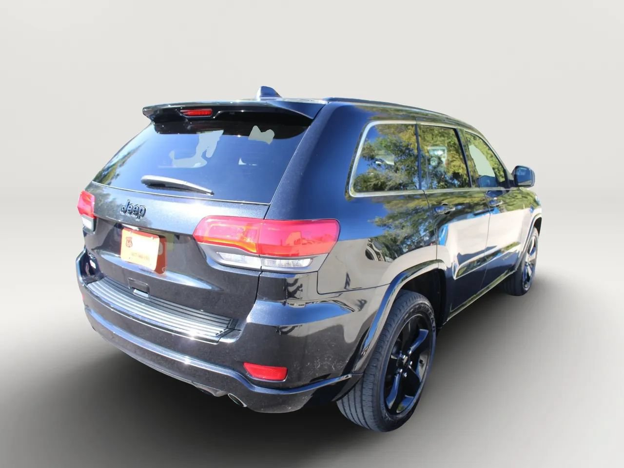Used 2015 Jeep Grand Cherokee Laredo AWD/4WD image 8