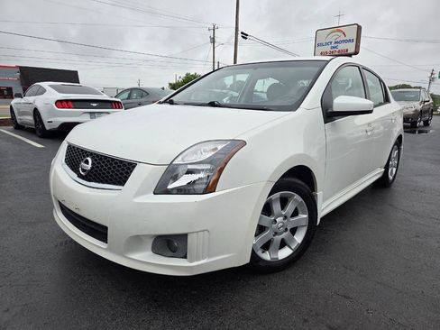 Used 2012 Nissan Sentra 2.0 SR FWD image 2