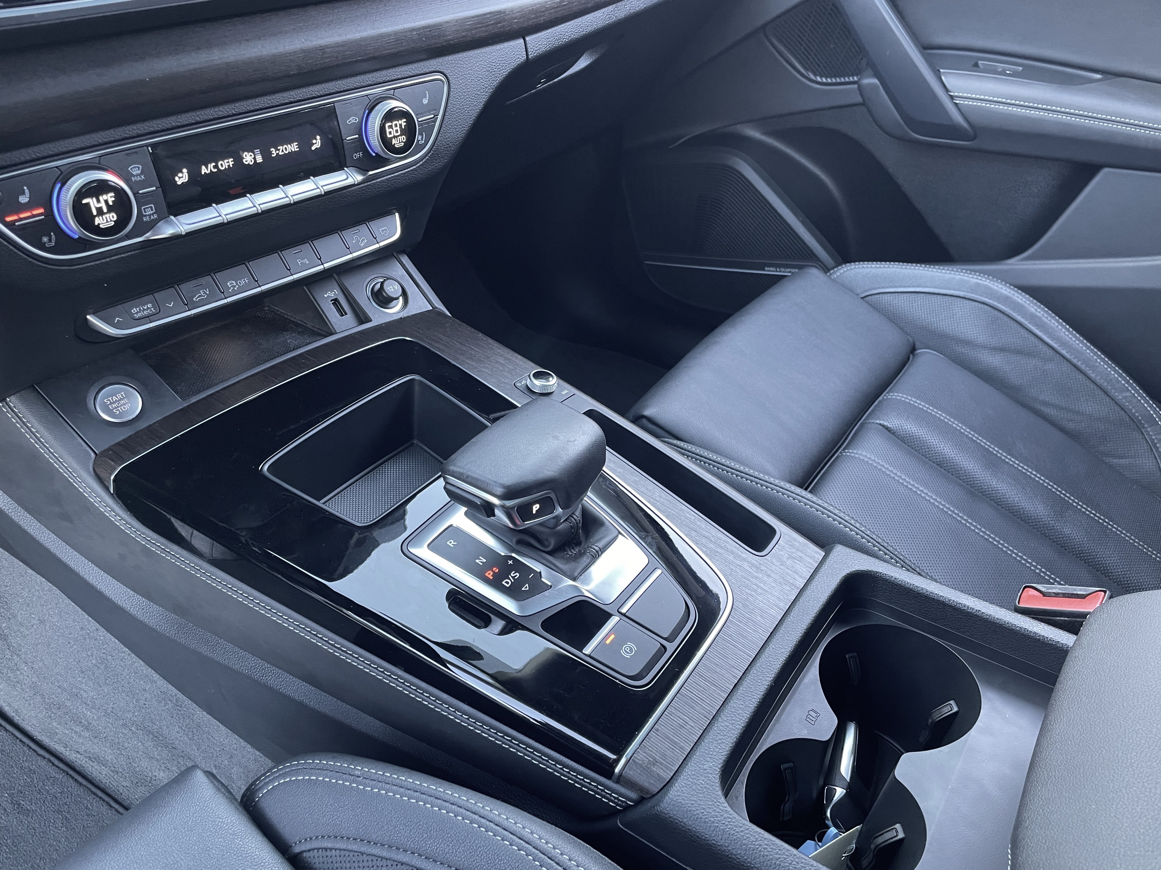 Certified 2023 Audi Q5 e Premium Plus w/ Premium Plus Package AWD/4WD image 9