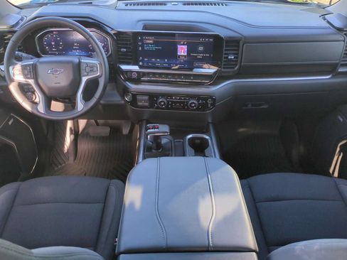 Used 2026 Chevrolet Silverado 1500 LT Trail Boss w/ Safety Package AWD/4WD image 19