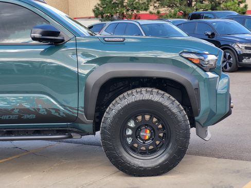 Used 2026 Toyota 4Runner TRD Off-Road Premium AWD/4WD image 7