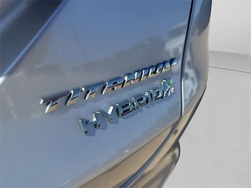 Used 2018 Ford Fusion Titanium image 30