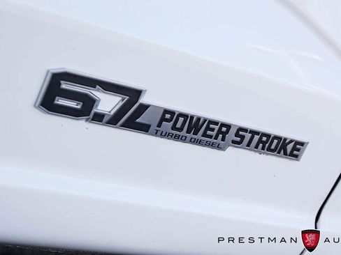 Used 2025 Ford F350 Lariat w/ Chrome Package image 4