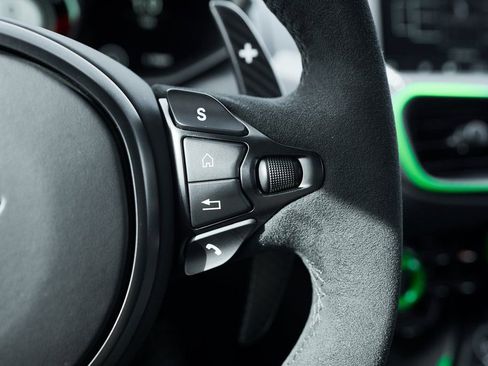 Used 2023 Aston Martin V12 Vantage image 51