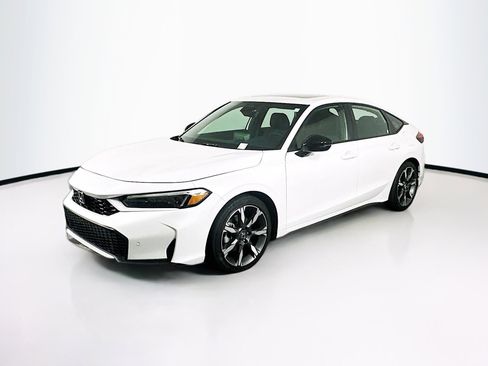 Used 2025 Honda Civic Sport Touring image 3