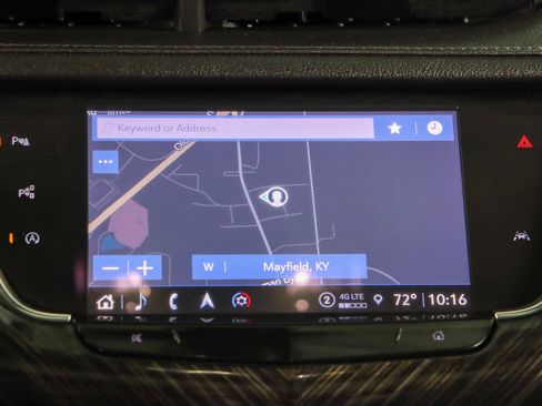 Used 2023 Cadillac XT6 Premium Luxury w/ Technology Package FWD image 18