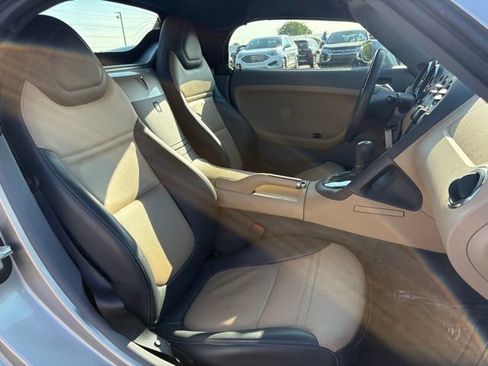 Used 2007 Pontiac Solstice Convertible w/ Premium Package RWD image 12