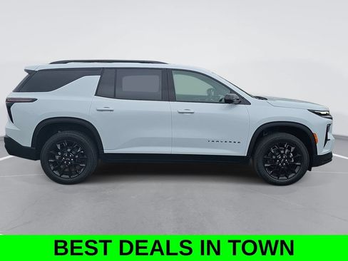 New 2026 Chevrolet Traverse LT w/ Midnight/Sport Edition FWD image 2