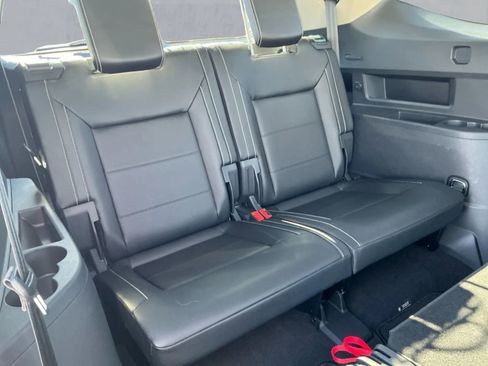 Used 2022 Volkswagen Atlas SE image 17