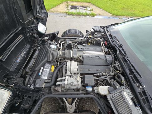 Used 1995 Chevrolet Corvette Coupe image 28