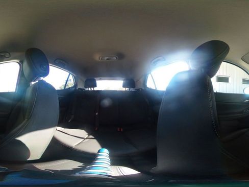 Used 2025 Buick Encore GX Preferred image 40