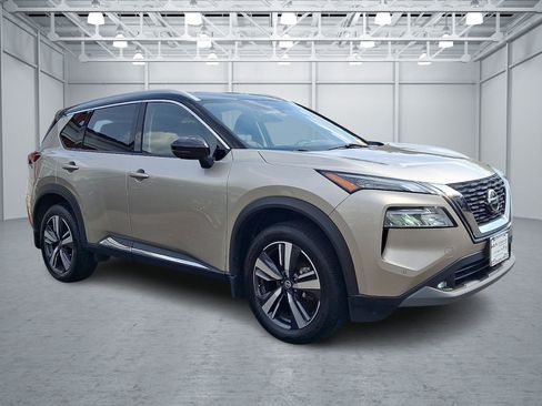 Used 2021 Nissan Rogue SL w/ Premium Package AWD/4WD image 11