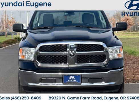 Used 2024 RAM 1500 Classic SLT image 10
