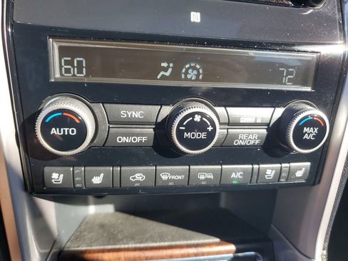 Used 2022 Subaru Ascent Touring w/ Popular Package #2A image 34