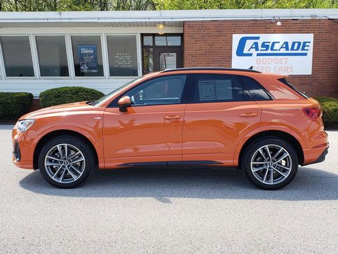 Used 2025 Audi Q3 2.0T Premium w/ Convenience Package AWD/4WD image 2