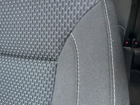 Used 2023 GMC Acadia SLE w/ Driver Convenience Package image 22