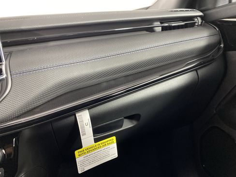 New 2026 Jeep Compass Limited image 28