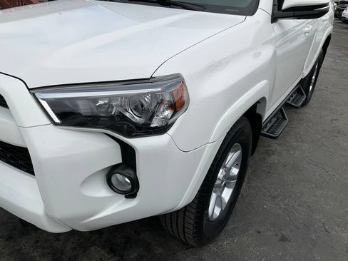 Used 2019 Toyota 4Runner SR5 Premium AWD/4WD image 94